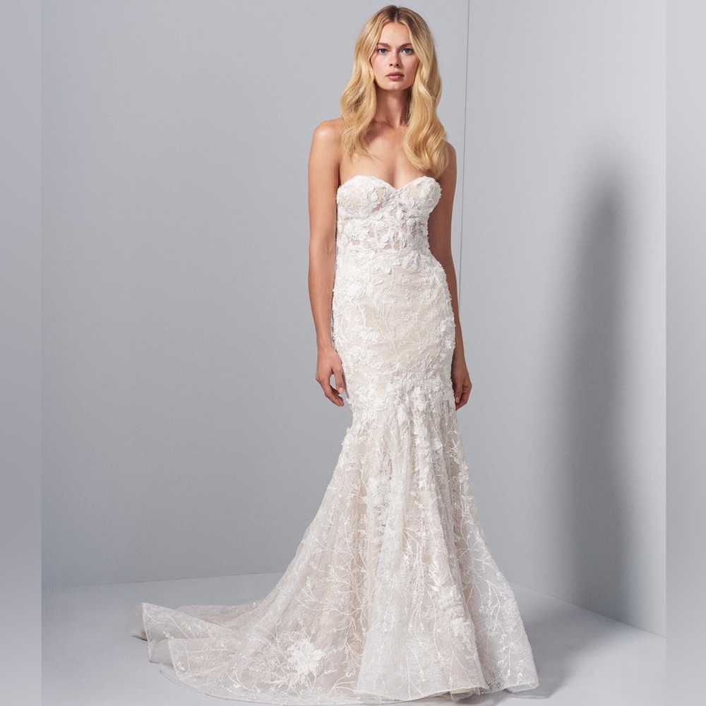 Evie by Allison Webb Beaded lace mermaid gown - size 10